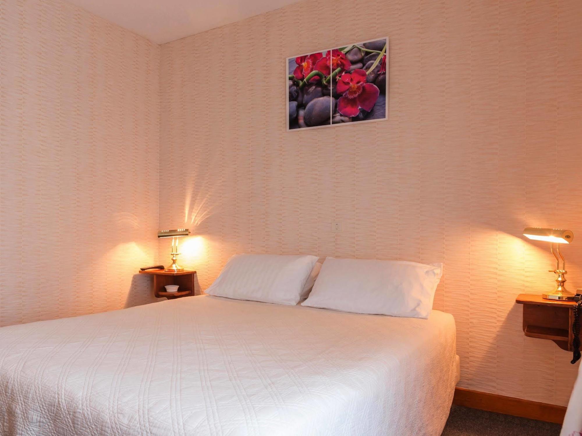 Hotel Restaurant La Braisiere Saint-Romain  Экстерьер фото