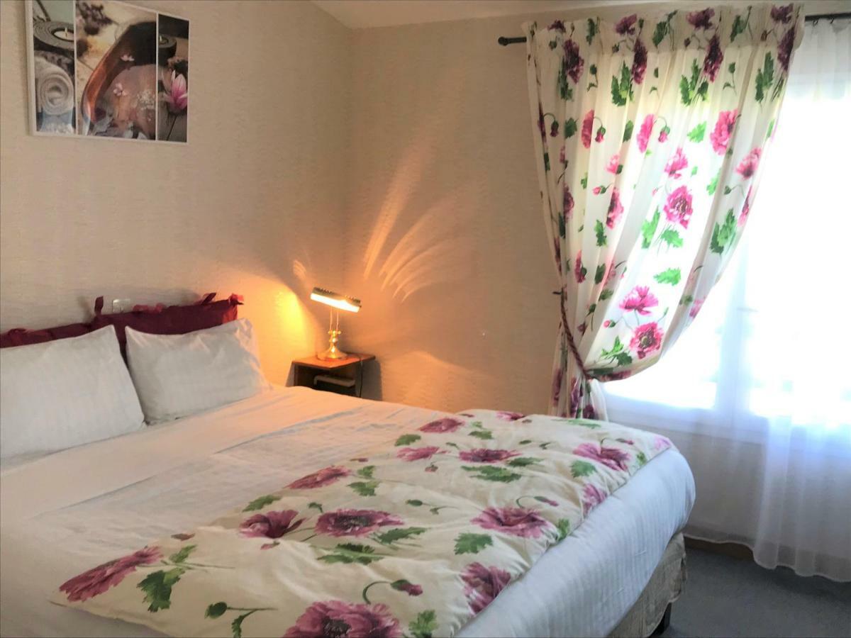 Hotel Restaurant La Braisiere Saint-Romain  Экстерьер фото